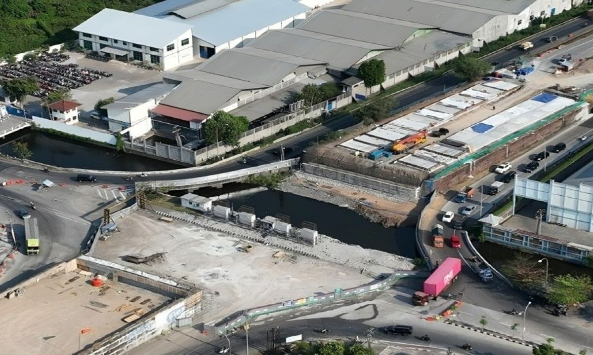 Hutama Karya Targetkan Tol Semarang-Demak 1A Rampung 2025