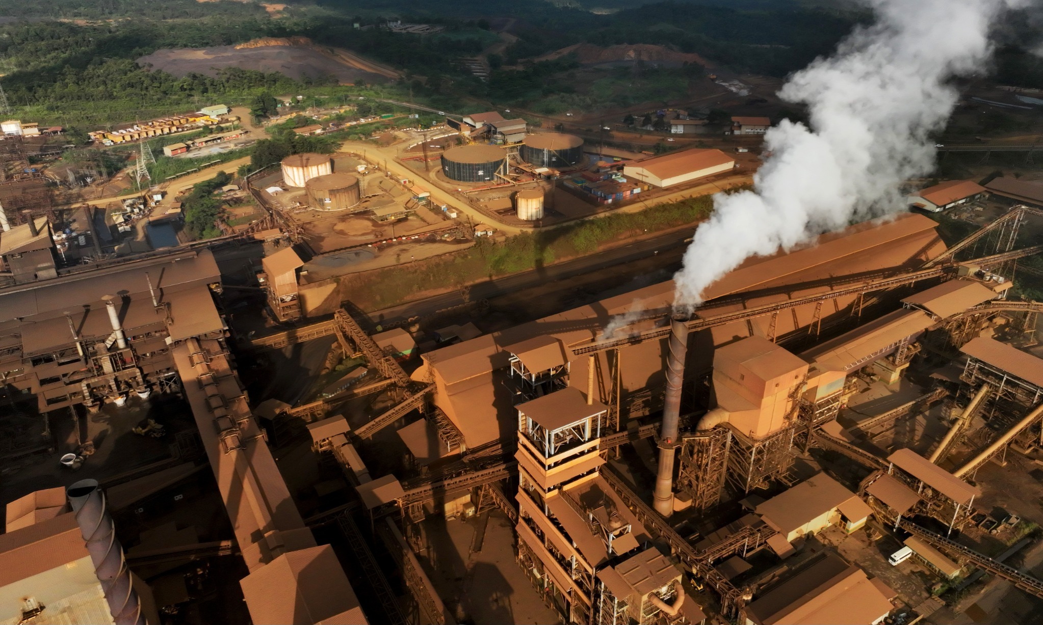 Bahlil Minta 3 Capres Lanjutkan Agenda Hilirisasi