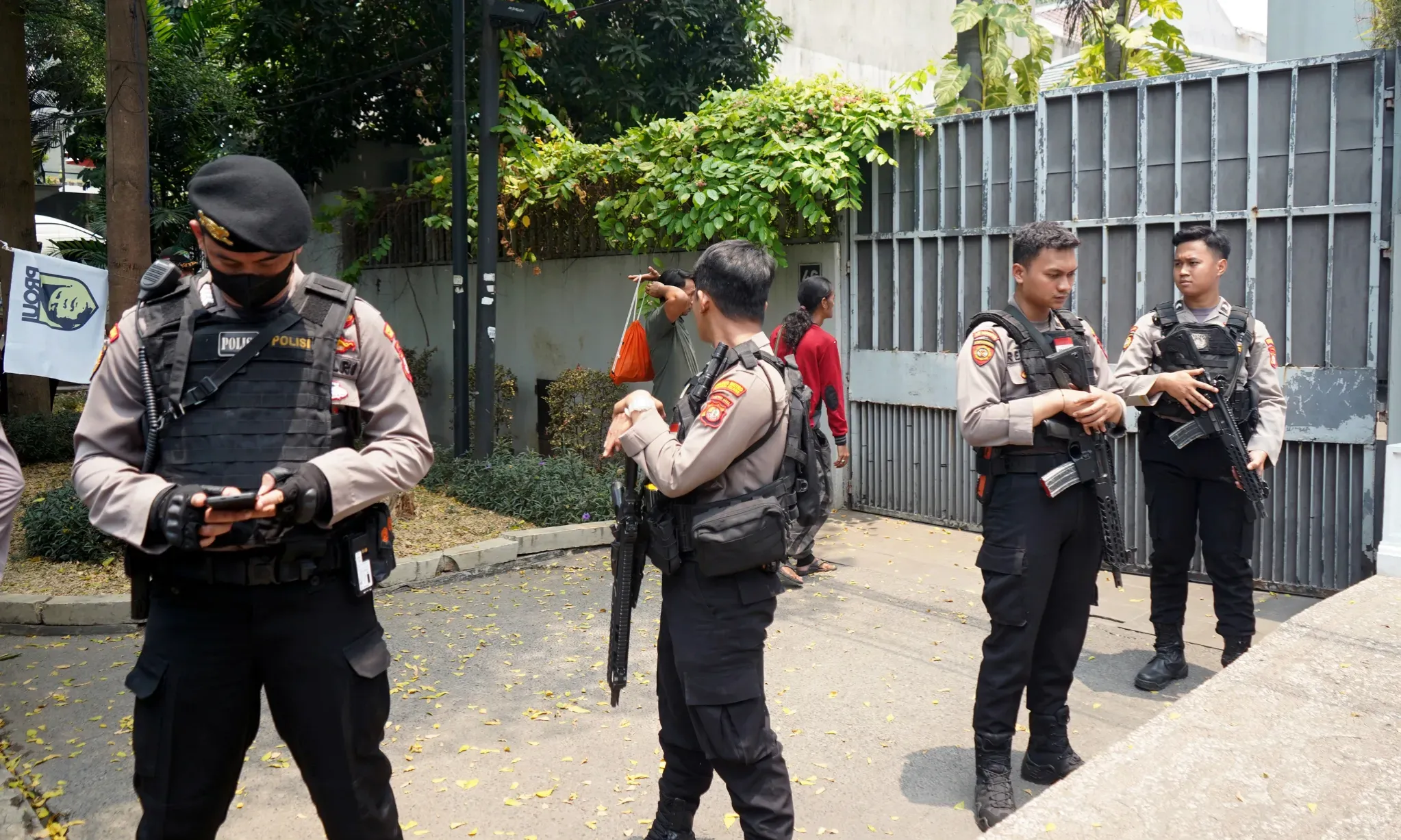Polisi Geledah Dua Rumah Ketua KPK Firli Bahuri
