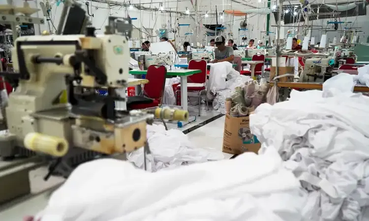 Industri Mamin, Tembakau, dan Pakaian Dongkrak Ekspansi Manufaktur RI