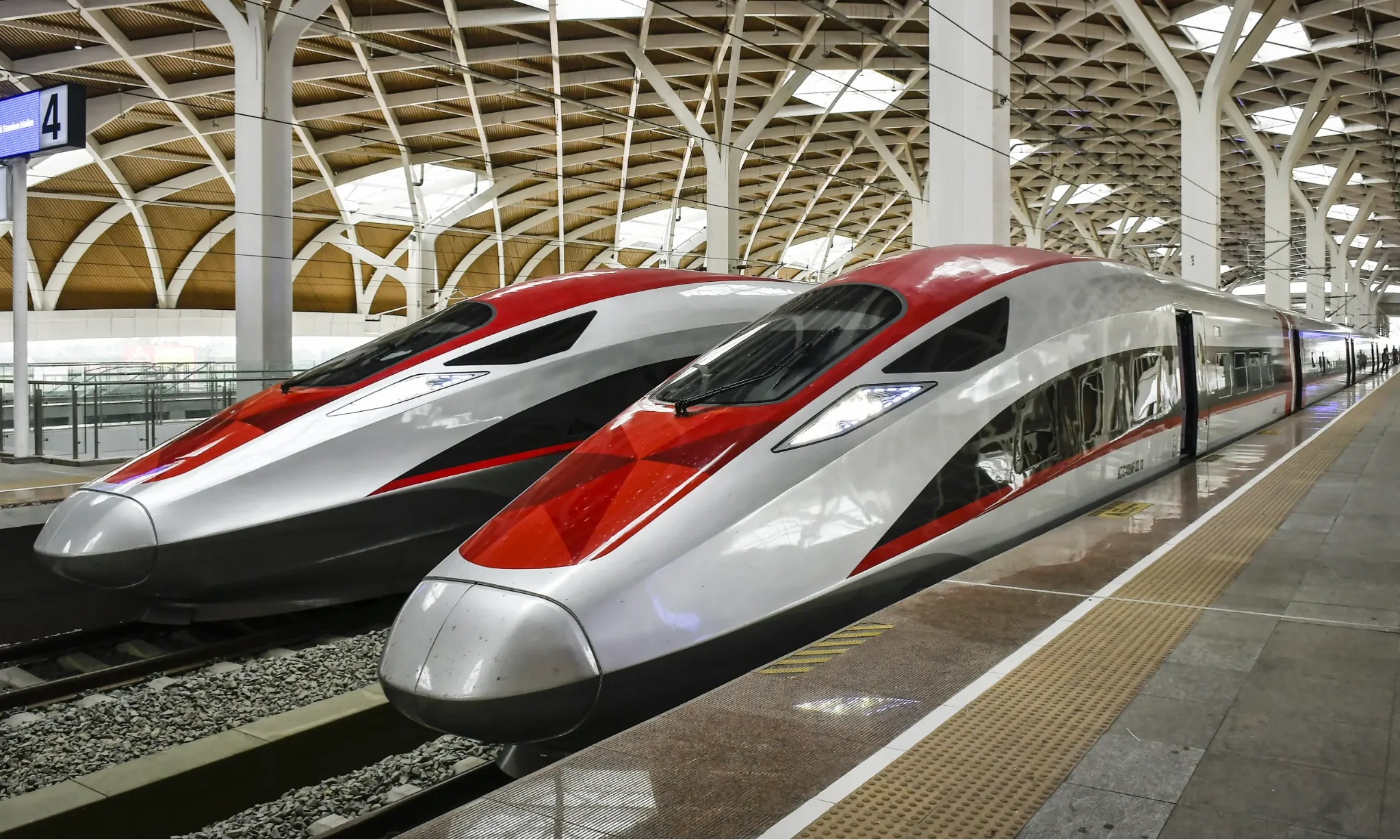 KCIC Optimalkan 4 Stasiun Layani Penumpang Kereta Cepat Whoosh