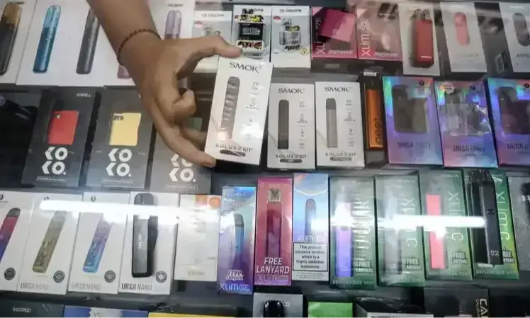 Pemerintah Pajaki Rokok Elektronik Awal 2024