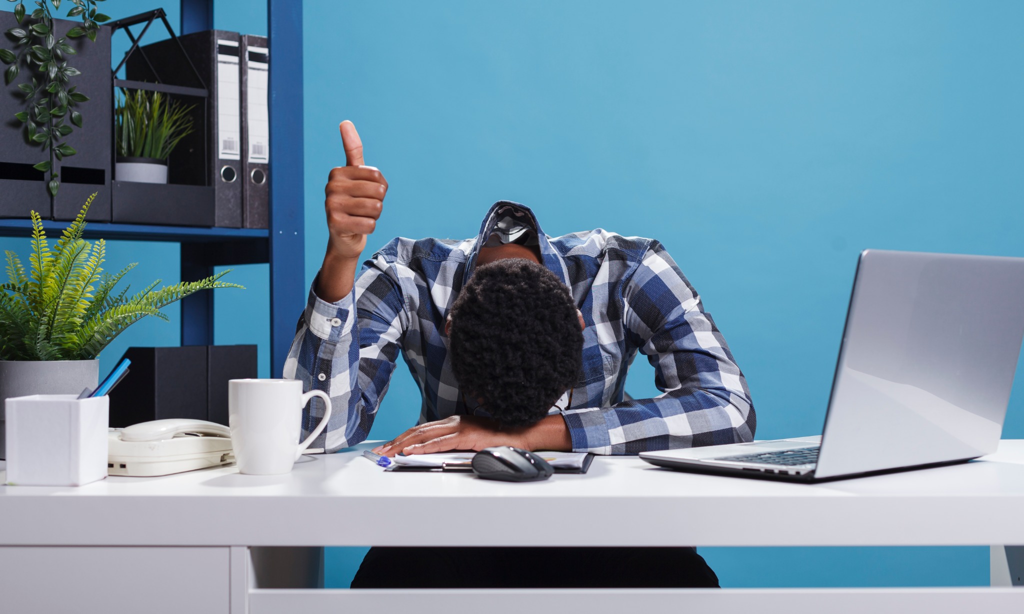 Cara Atasi <i>Burnout Syndrome</i> Demi Kesejahteraan Emosional