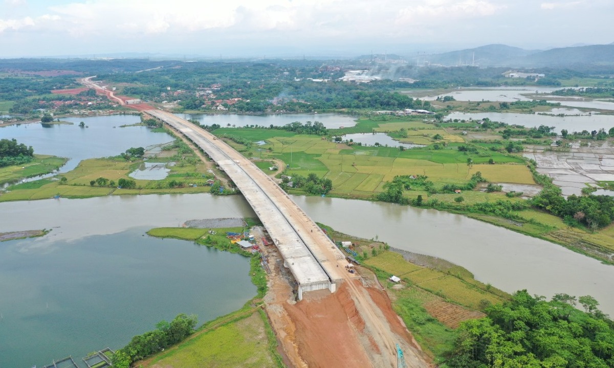 WSBP Suplai Produk Untuk Penyelesaian Tol Japek II Selatan