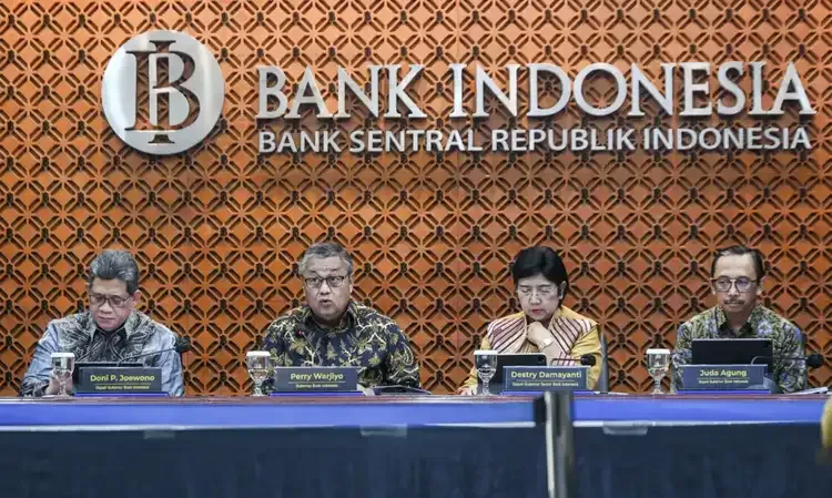Jelang BI-Rate Pertama 2024, Ketidakpastian Ekonomi Dunia Tinggi