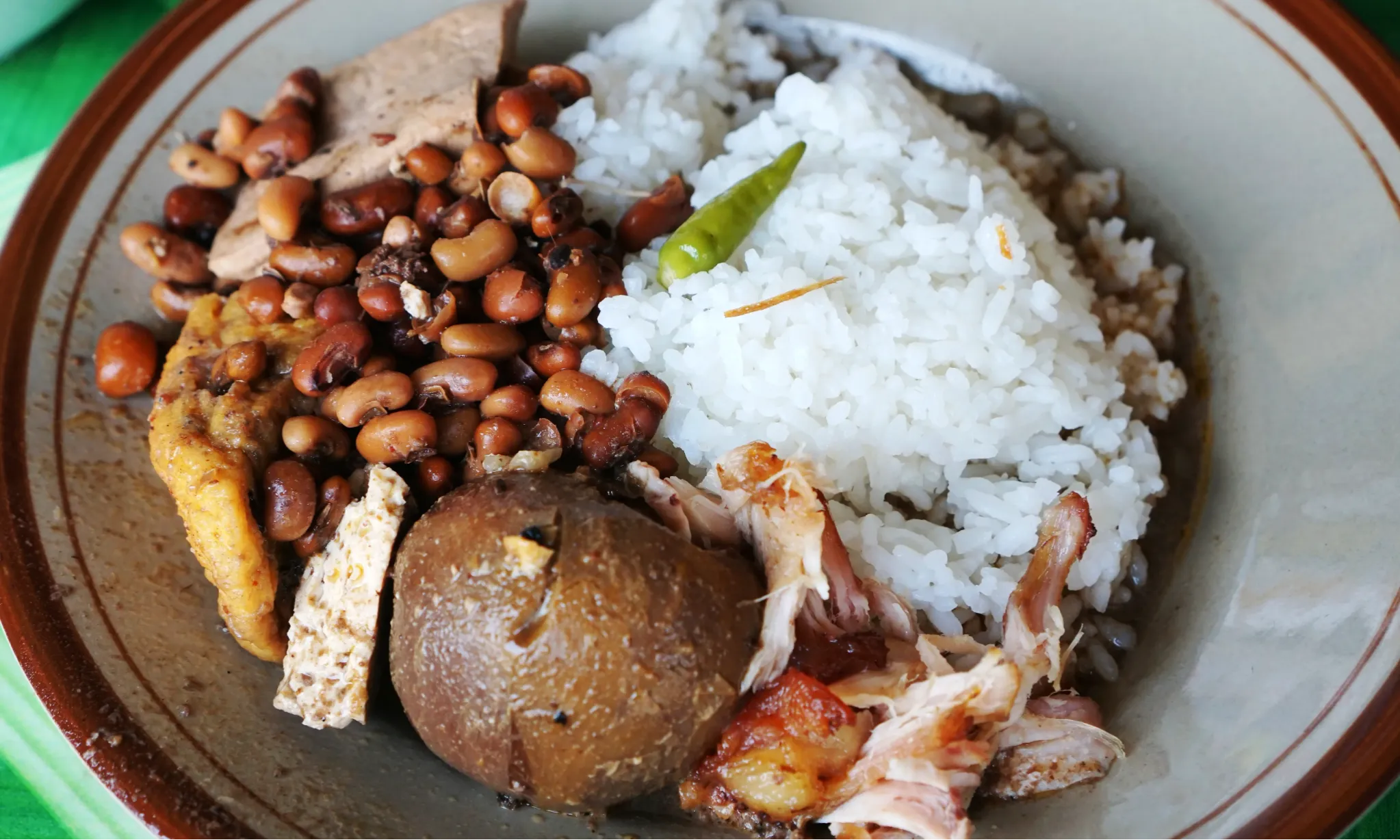 Menikmati Brongkos Andalan Warga Di Kaki Gunung Ungaran