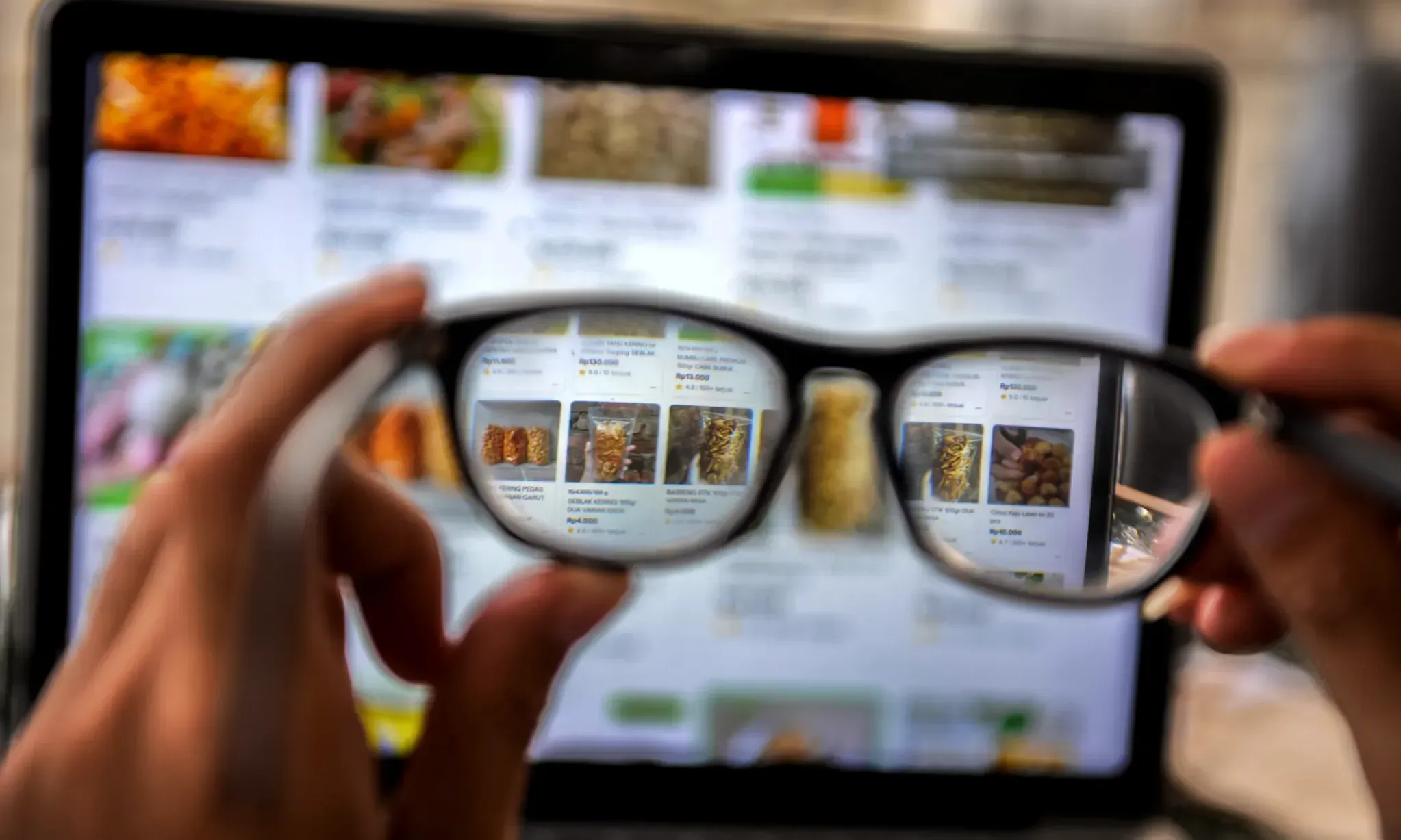 BI Ungkap Transaksi <i>E-Commerce</i> 2023 Tembus Rp453,75 T