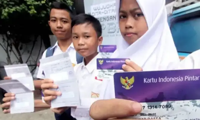 OJK Ajak Pelajar Paham dan Pelajari Produk Keuangan Sedari Dini