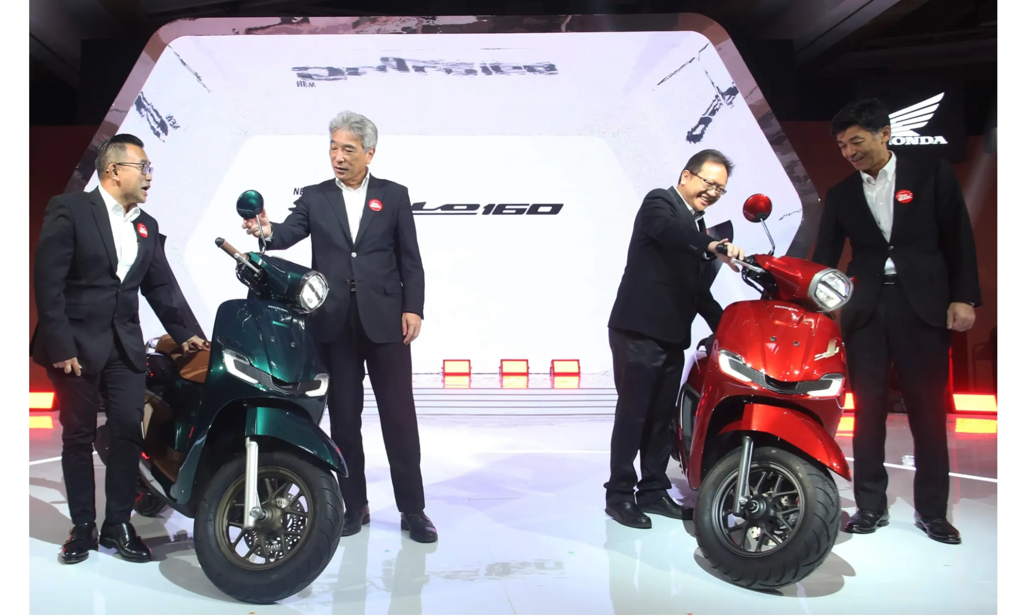 Honda Stylo 160 Jadi Skuter Matik Gaya Bertenaga