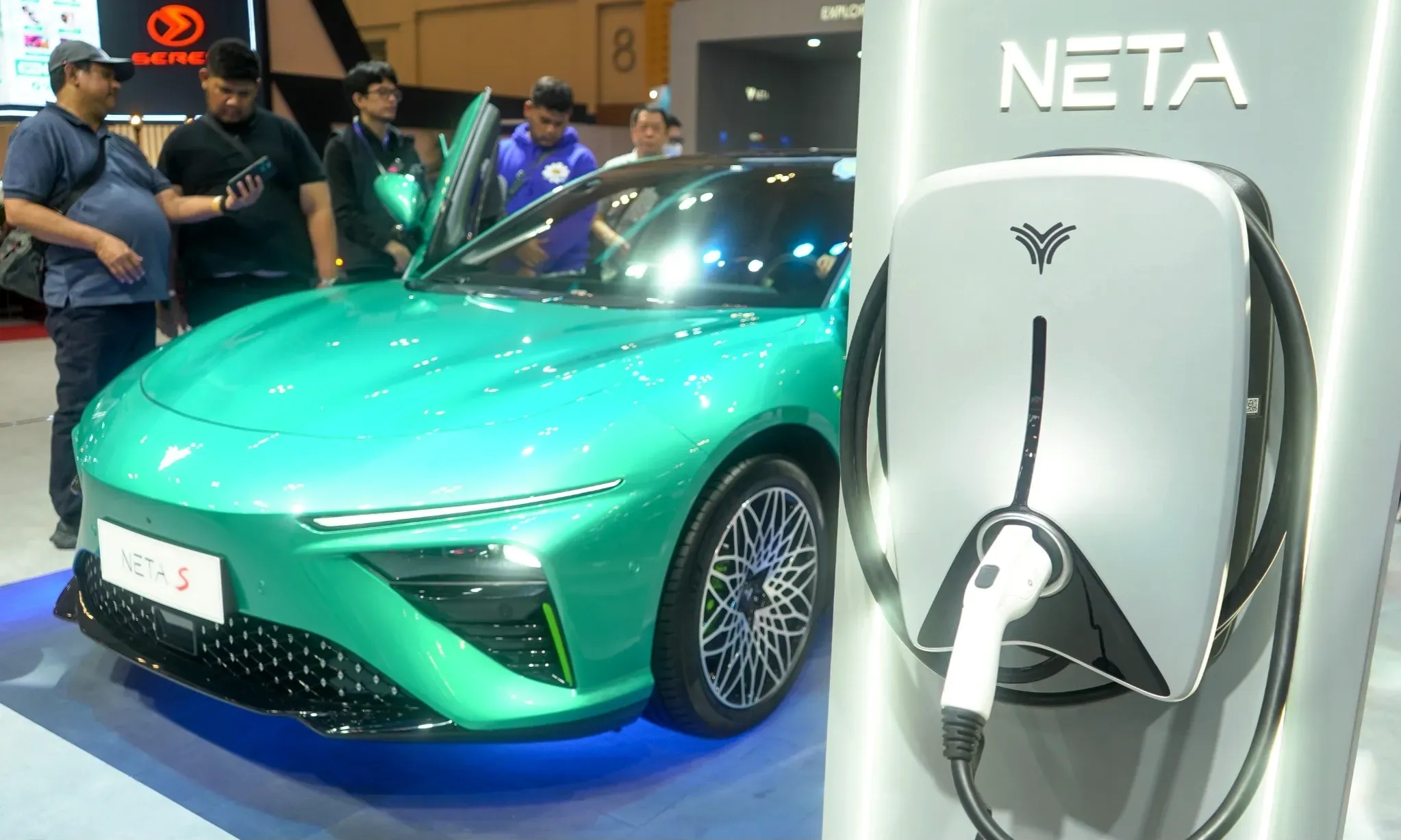 Airlangga Target 200.000 Mobil Listrik Terjual Di Indonesia Tiap Tahun