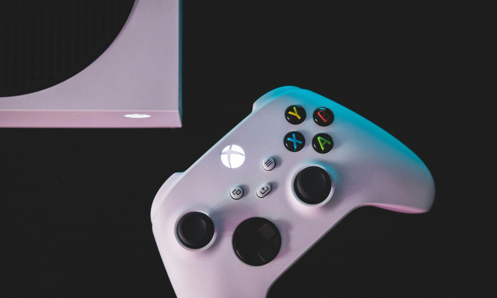 Sejumlah Gim Xbox Akan Hadir Di PS5 Dan Switch