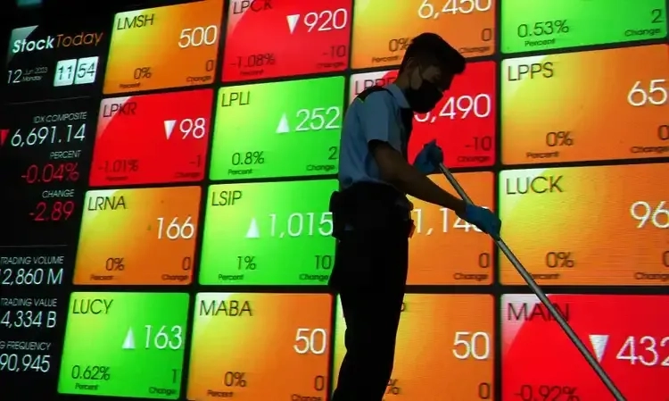 Ada 20 Perusahaan Antre IPO Pada 2024, Dominasi Sektor Industri