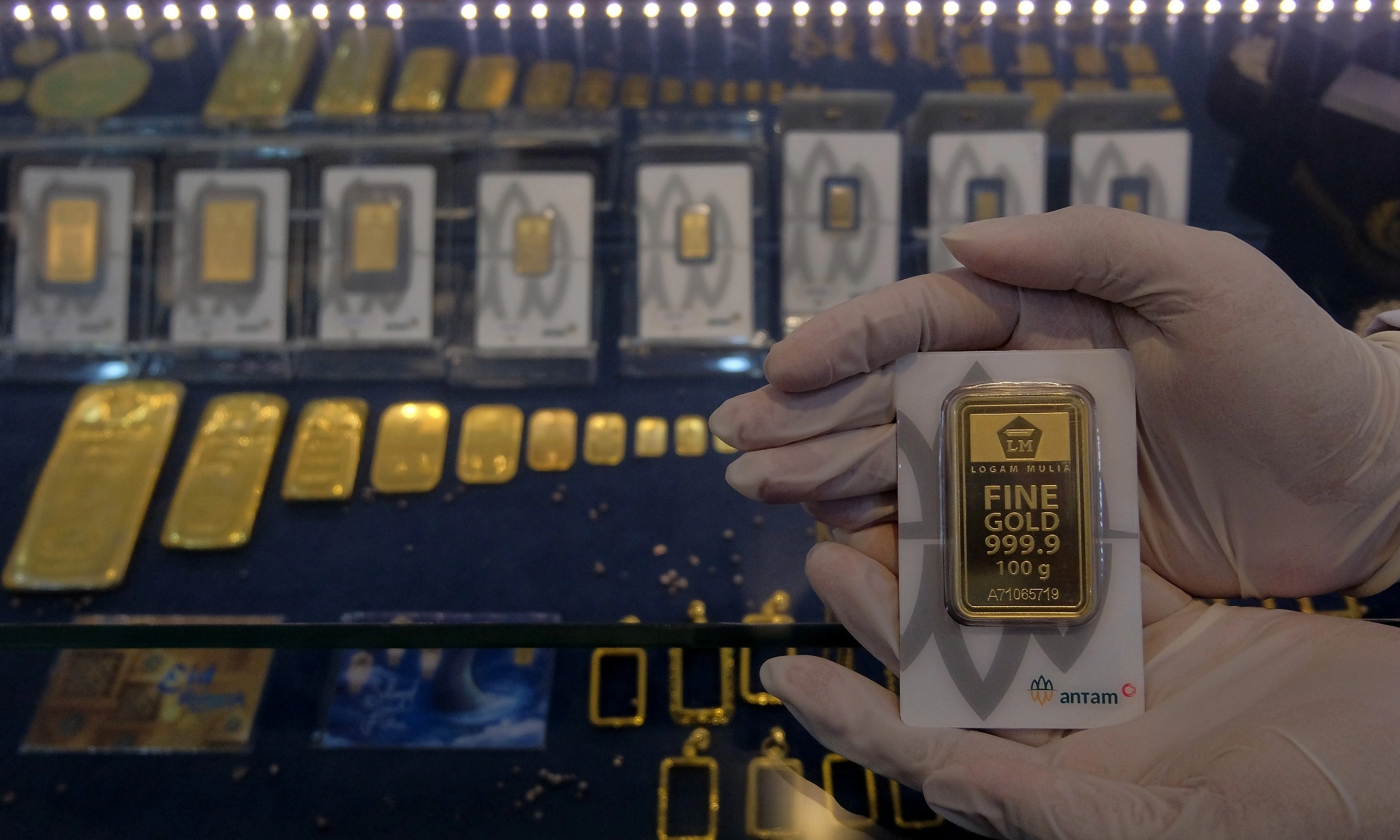 Berbalik Arah, Harga Emas Hari ini, 26 Februari 2024, Turun Seribu