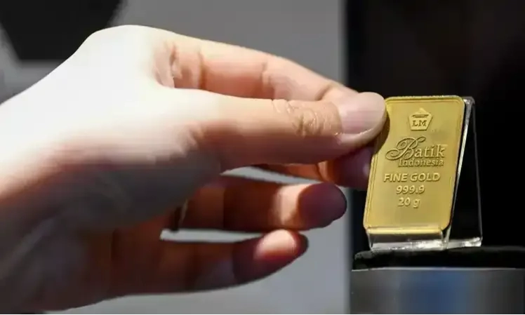 Harga Emas Antam Hari Ini Naik Rp2.000