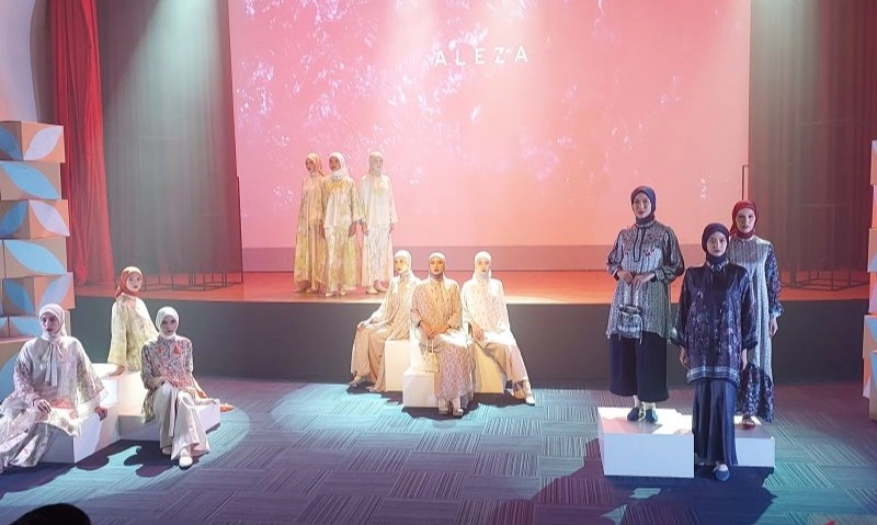 Desainer Bercerita Tentang Rancangan Mereka Di MUFFEST+