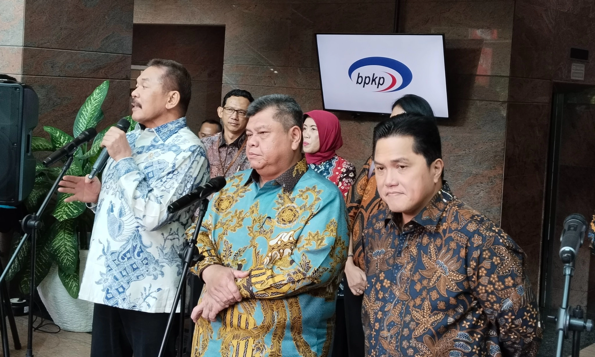 Harga Pertamax Cs Tak Naik, Erick Thohir Buka Suara