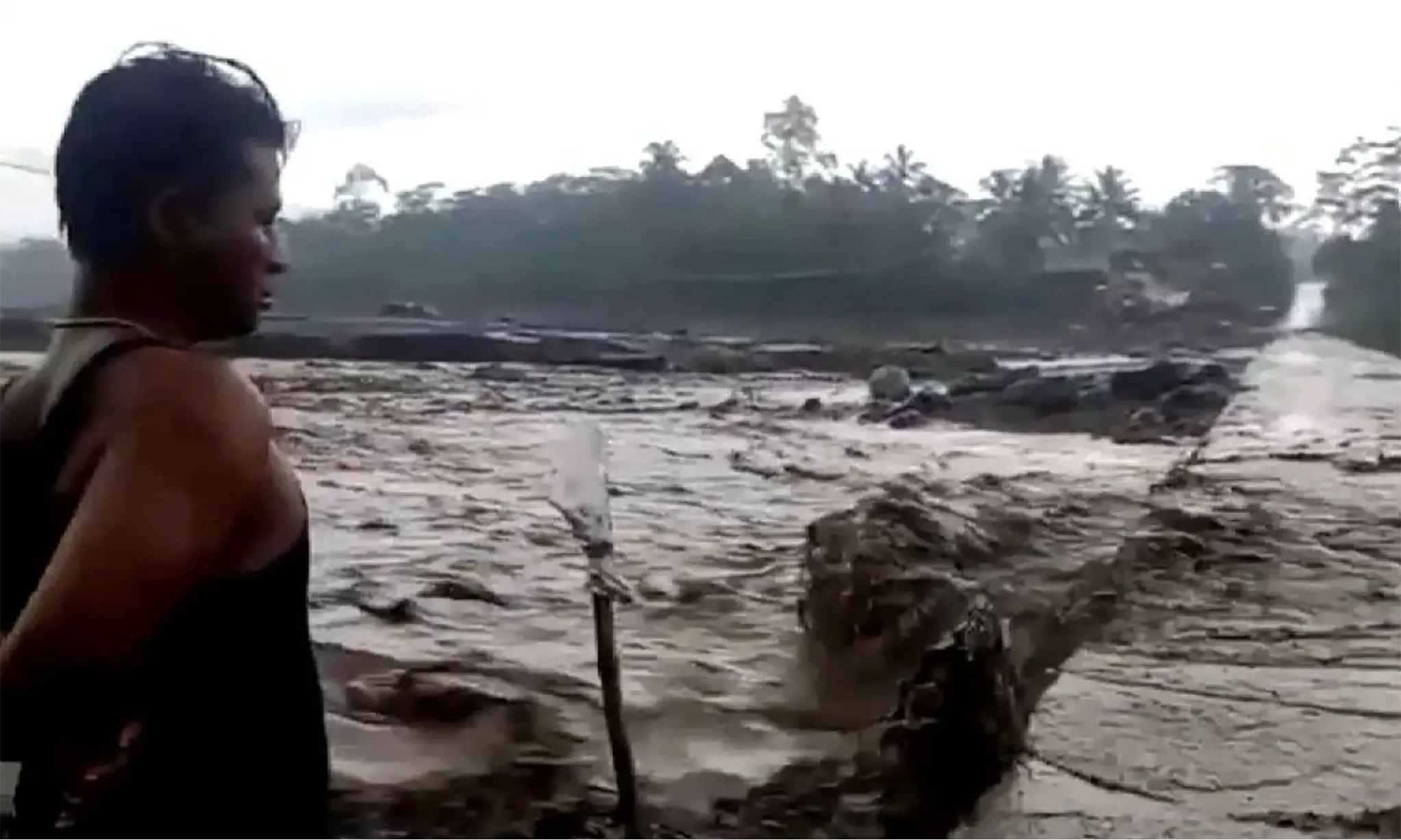 Getaran Banjir Lahar Semeru Terasa 3 Jam