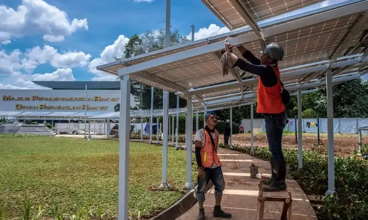 Pemerintah Bidik Penambahan Kapasitas PLTS Atap 1,5 GW Per Tahun