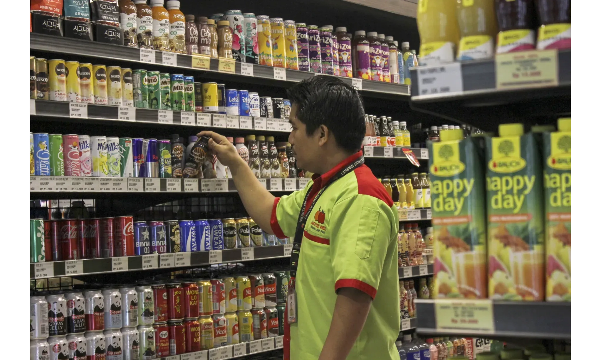 Tanpa Ditopang Air Mineral, Kinerja Industri Minuman Anjlok 2,6%