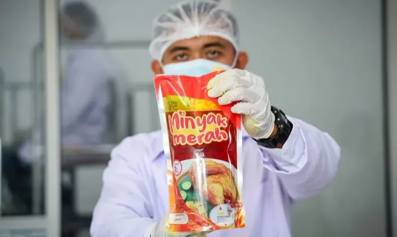 Kandungan Gizi Minyak Makan Merah Lebih Unggul Dari Minyak Biasa