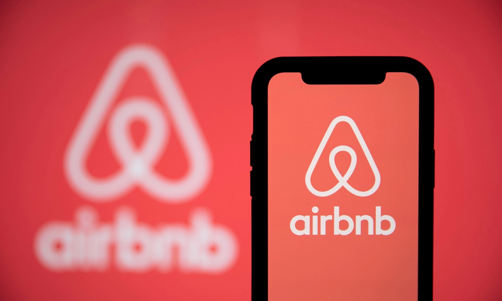 Airbnb Larang Penggunaan CCTV Dalam Ruangan Demi Privasi Tamu