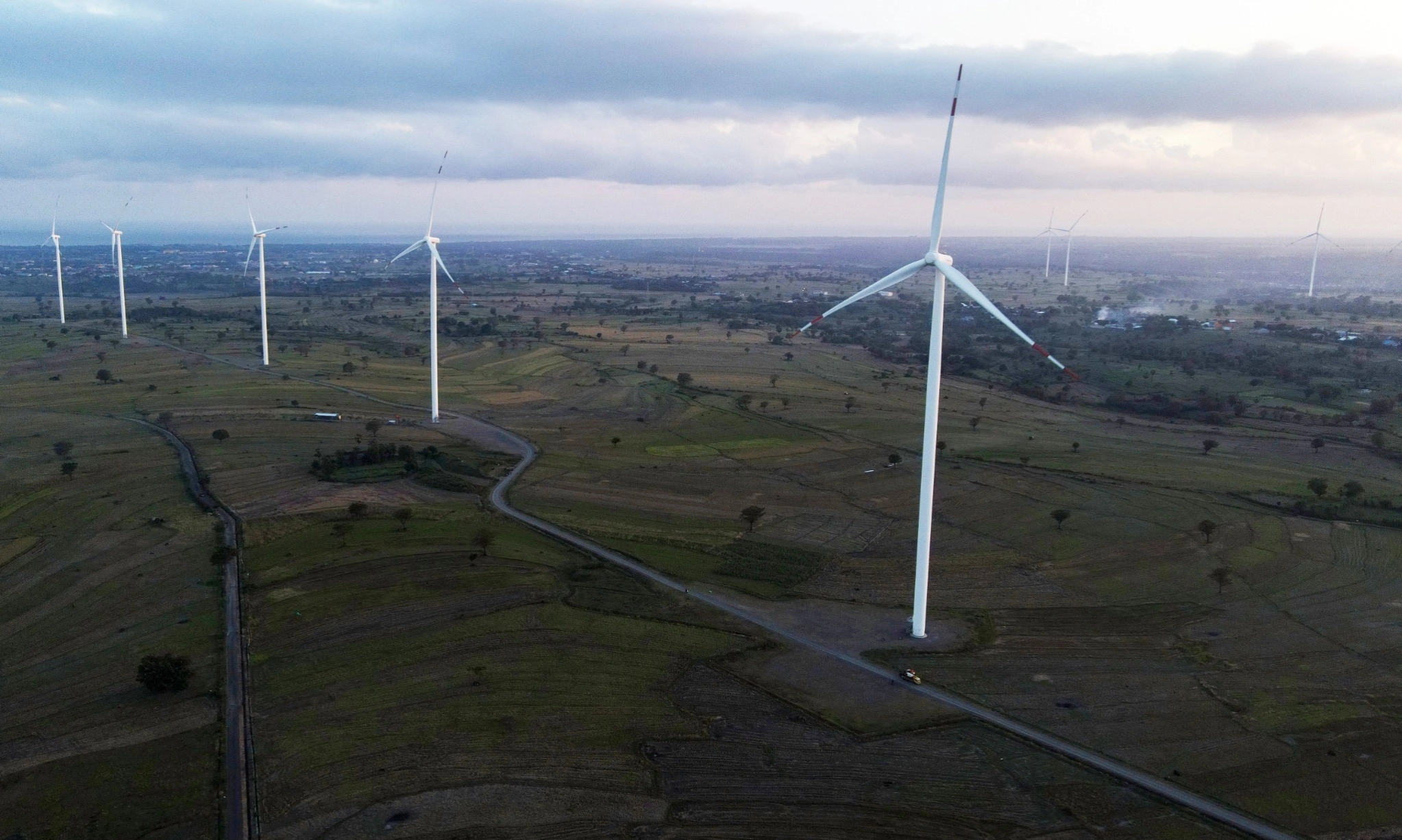 PLN Gandeng China Kembangkan Energi Hijau Skala Besar di Sulawesi
