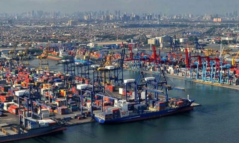 Pelindo Diskon Jasa Penumpukan Saat Pembatasan Angkutan Barang