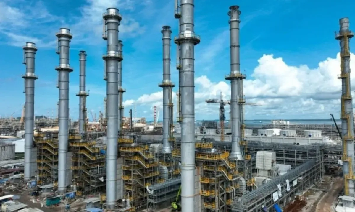 <p>Pertamina Fokus Rampungkan Proyek Kilang Minyak Terbesar Di Indonesia</p>