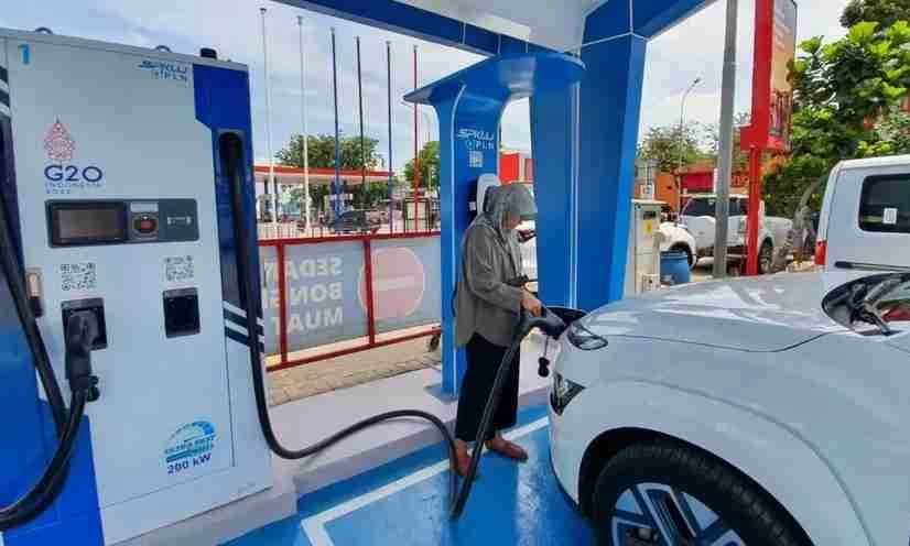 <p>PLN Catat Transaksi Di SPKLU 4.500 Kali</p>