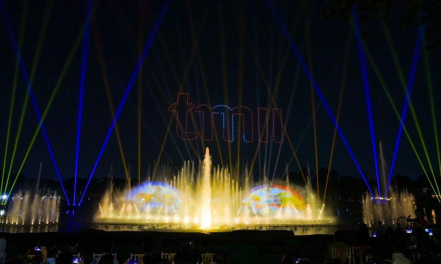 <p>Tirta Cerita TMII Masuk Daftar Pertunjukan Air Mancur Dunia</p>