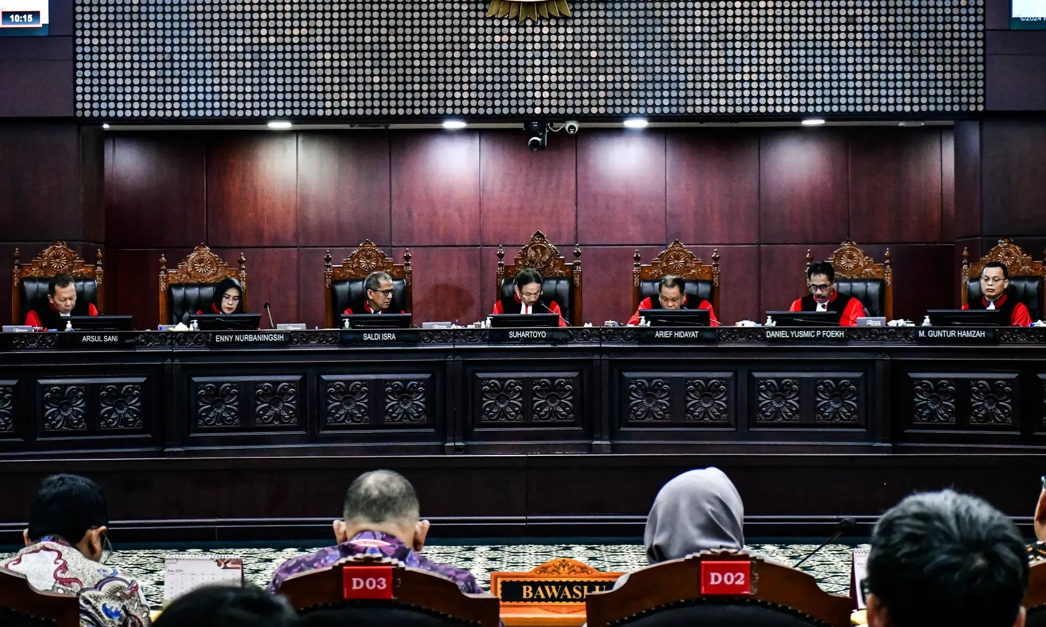 <p>Gugatan Ganjar-Mahfud Ditolak MK</p>