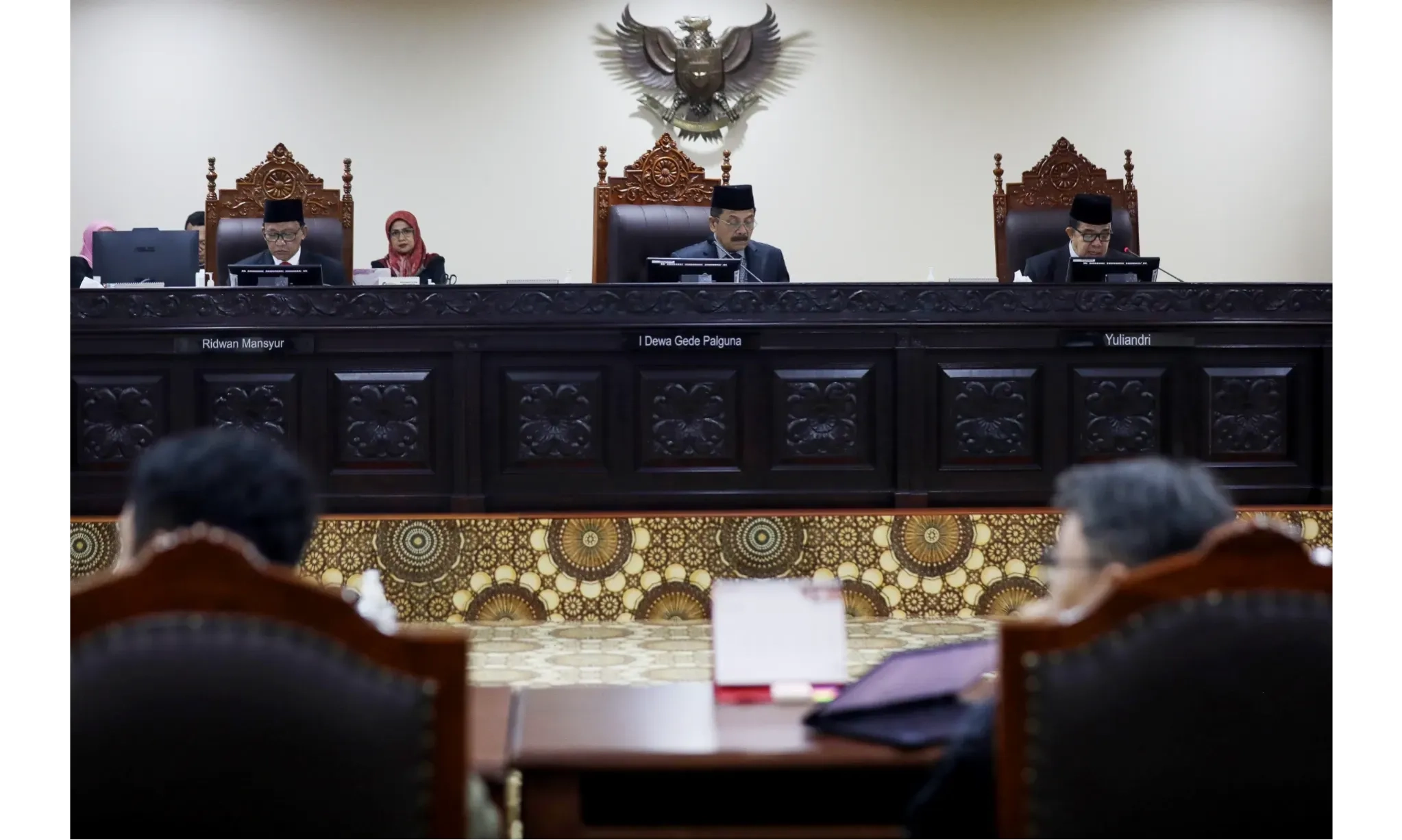 <p>Ketua MKMK: RUU MK Tidak Jadikan MK Merdeka Dan Independen</p>