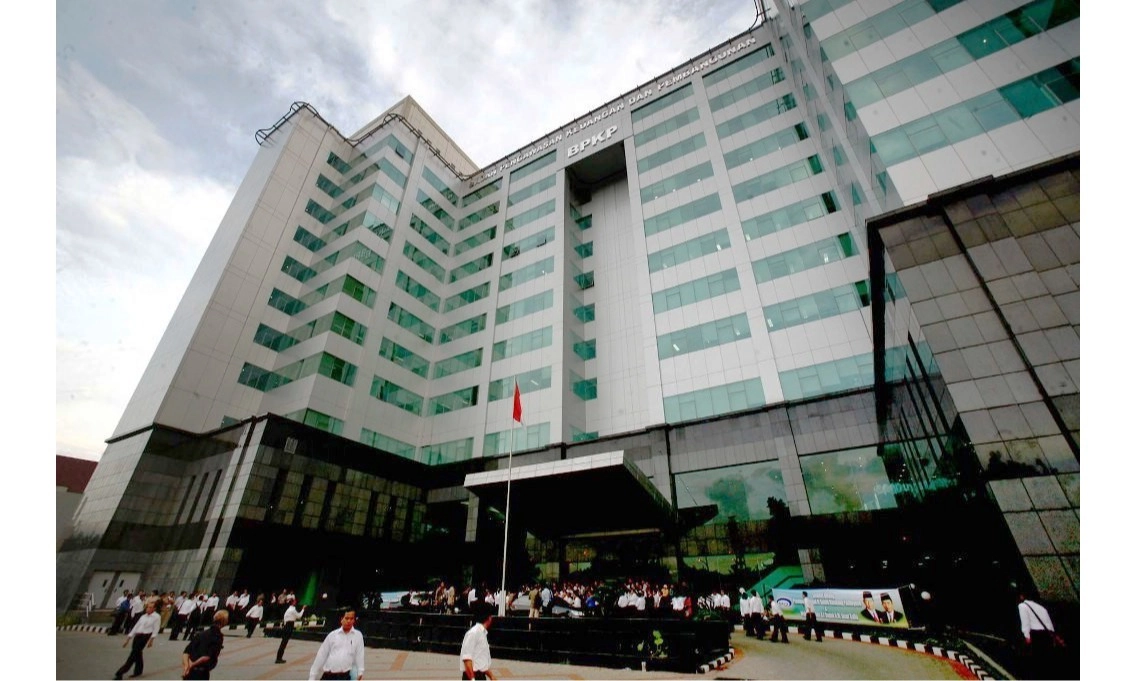 <p id="isPasted">BPK Temukan Penyimpangan di Pengelolaan Keuangan Indofarma</p>