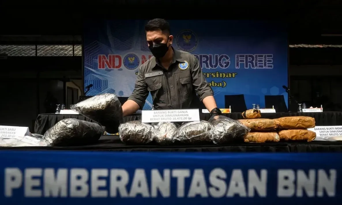 <p>Bea Cukai-BNN Ungkap Modus <em>Virtual Office</em> Dalam Pengedaran Narkotika</p>