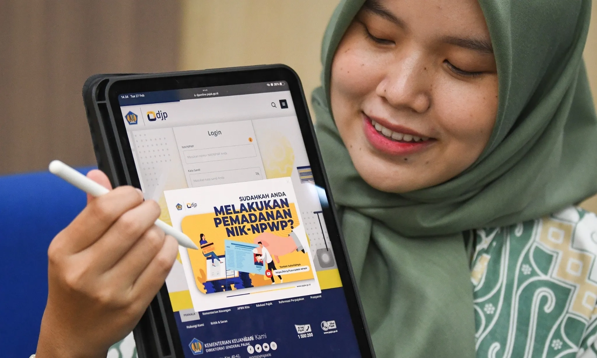 <p id="isPasted">Ekonom: Kerja Sektor Informal Bebani Penerimaan Pajak</p>