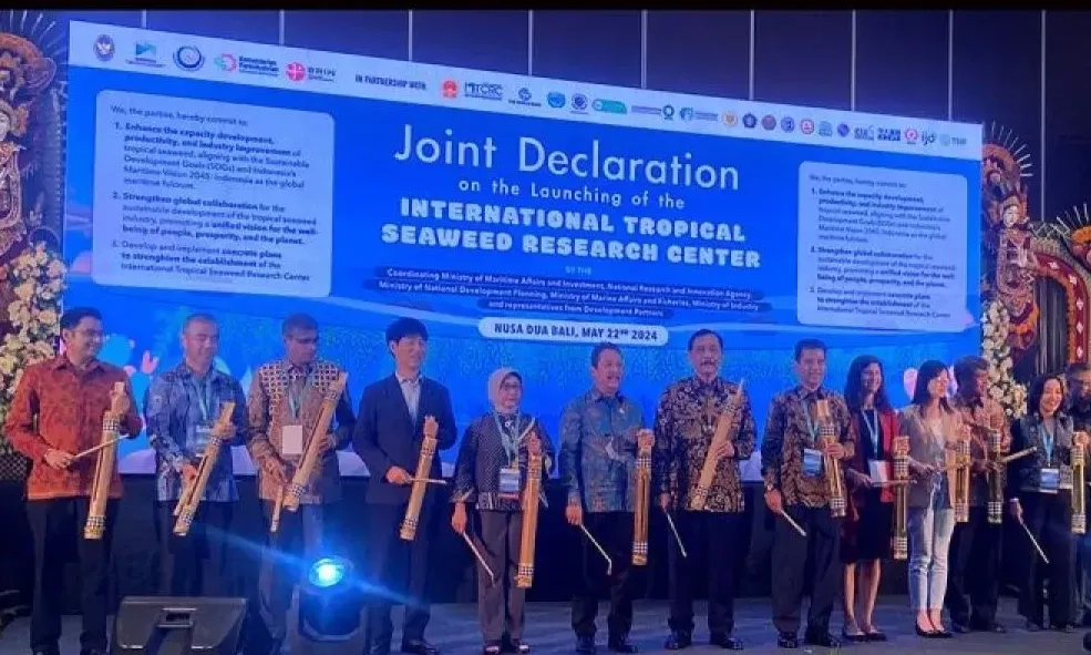 <p>Indonesia Luncurkan Pusat Penelitian Rumput Laut Internasional</p>