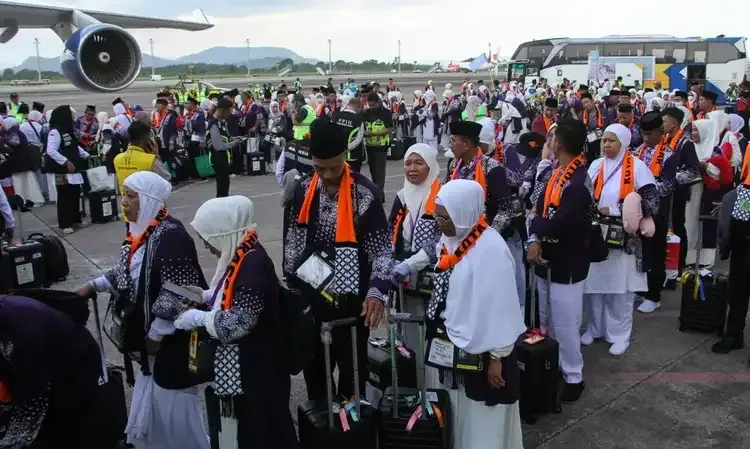 <p>BI Jamin Ibadah Haji Tak Ganggu Kebutuhan Valas Dalam Negeri</p>