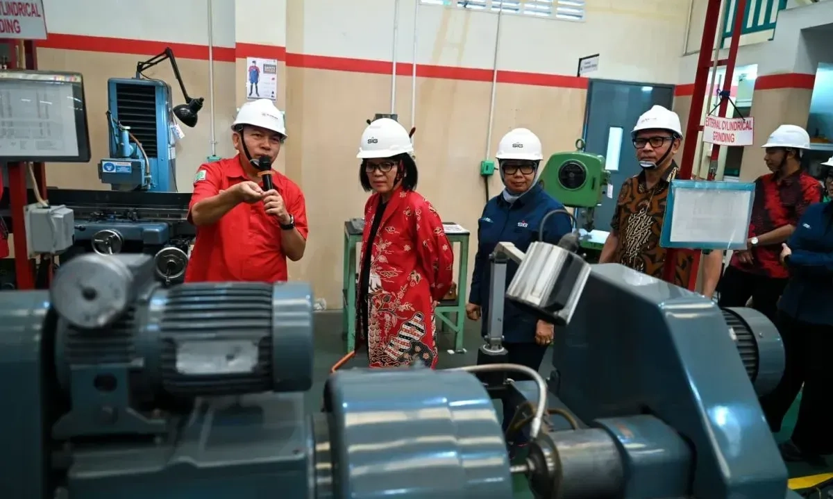 <p>Kementerian BUMN Dukung Peningkatan TKDN Suku Cadang Melalui UKM</p>