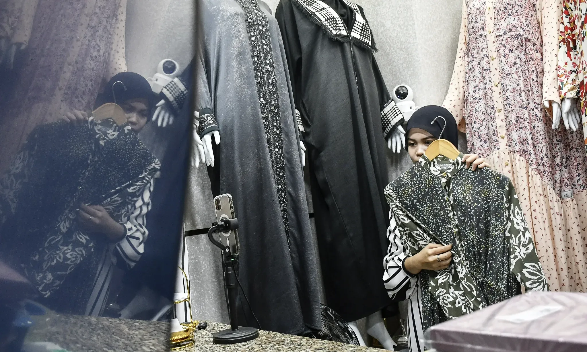 <p>Perempuan Lebih Besar Kemungkinan Jadi Pekerja Informal</p>