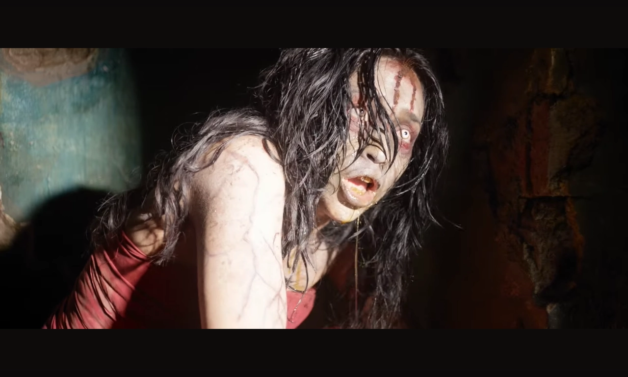 Jinsiy aloqa paytida xanjar tutdi Bugun Moskvada seks partiyasi