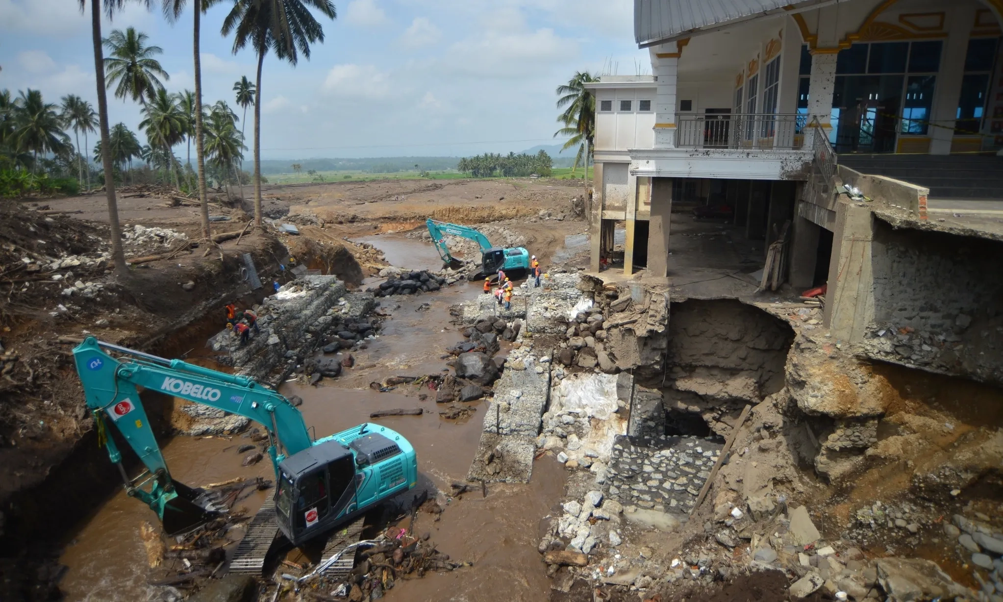 <p>Warga Sumbar Korban Bencana Marapi Direlokasi Ke Nagari Rambaran</p>