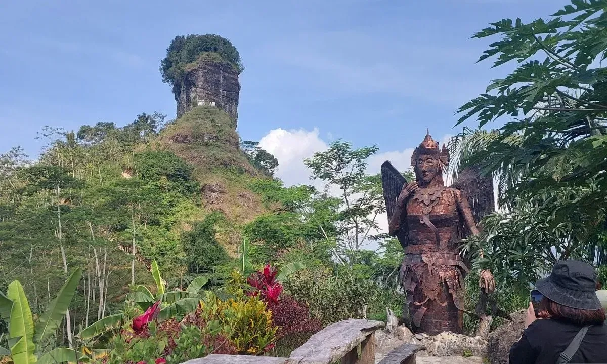 <p>Kulon Progo Pikat Wisatawan Dengan Ragam Aktivitas Desa Wisata</p>