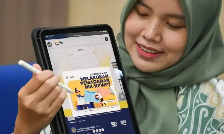 <p>DJP Bolehkan Pihak Lain Terapkan NIK-NPWP Hingga Akhir 2024</p>