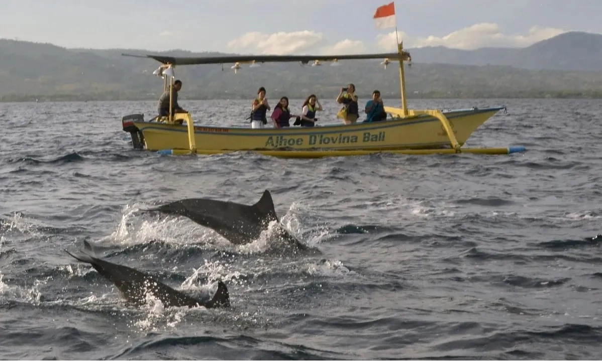 <p id="isPasted">Siasat Merayu Anak Negeri <em>Happy</em> Di Negeri Sendiri&nbsp;</p>