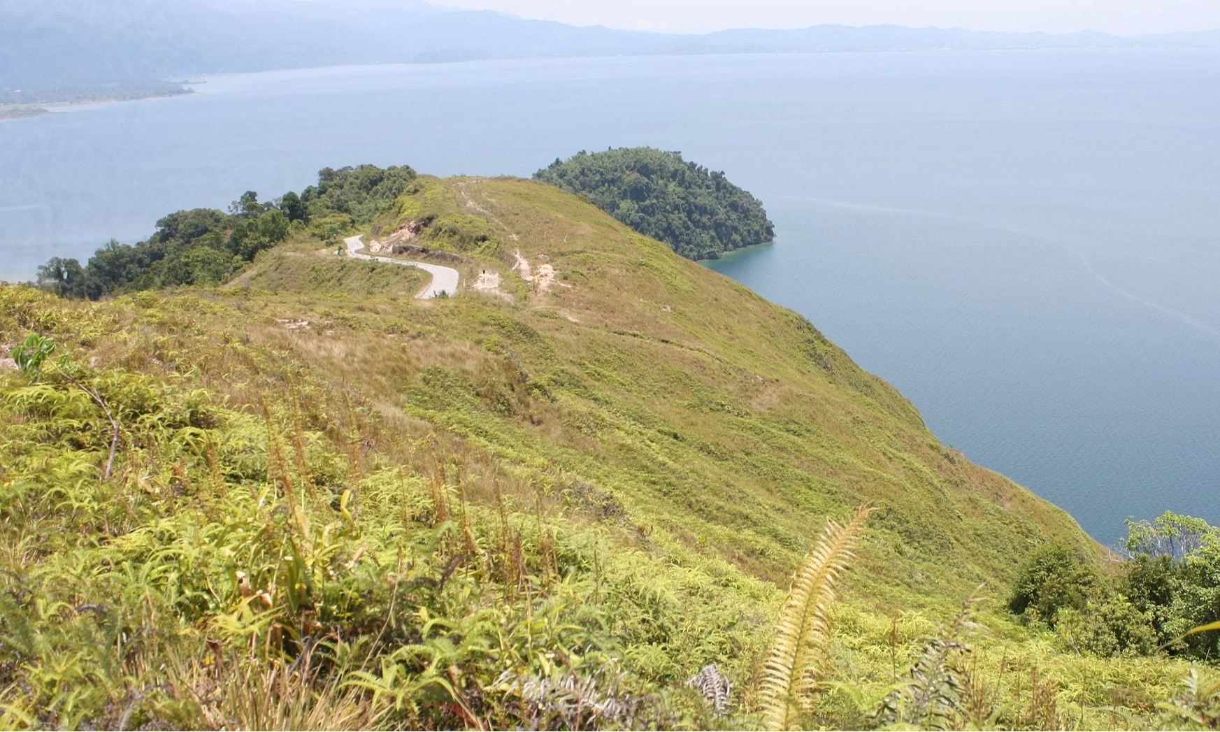 <p>Mengeksplorasi Objek Wisata Menarik Di Kabupaten Poso</p>