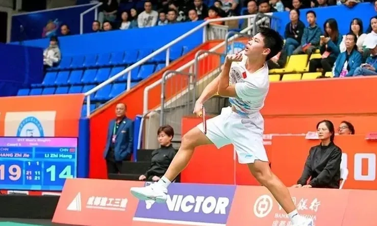 <p>Pebulu Tangkis China Zhang Zhi Jie Meninggal Dunia Saat Berlaga Di BAJC 2024</p>