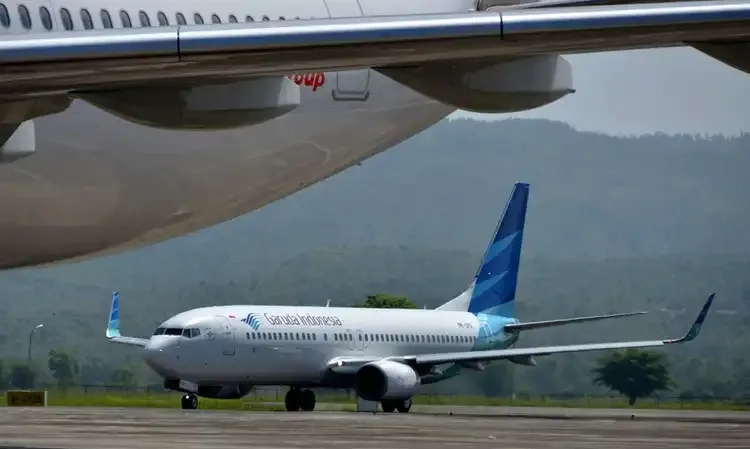 <p>Bos Garuda Indonesia Minta Pemerintah Naikkan Tarif Batas Atas</p>