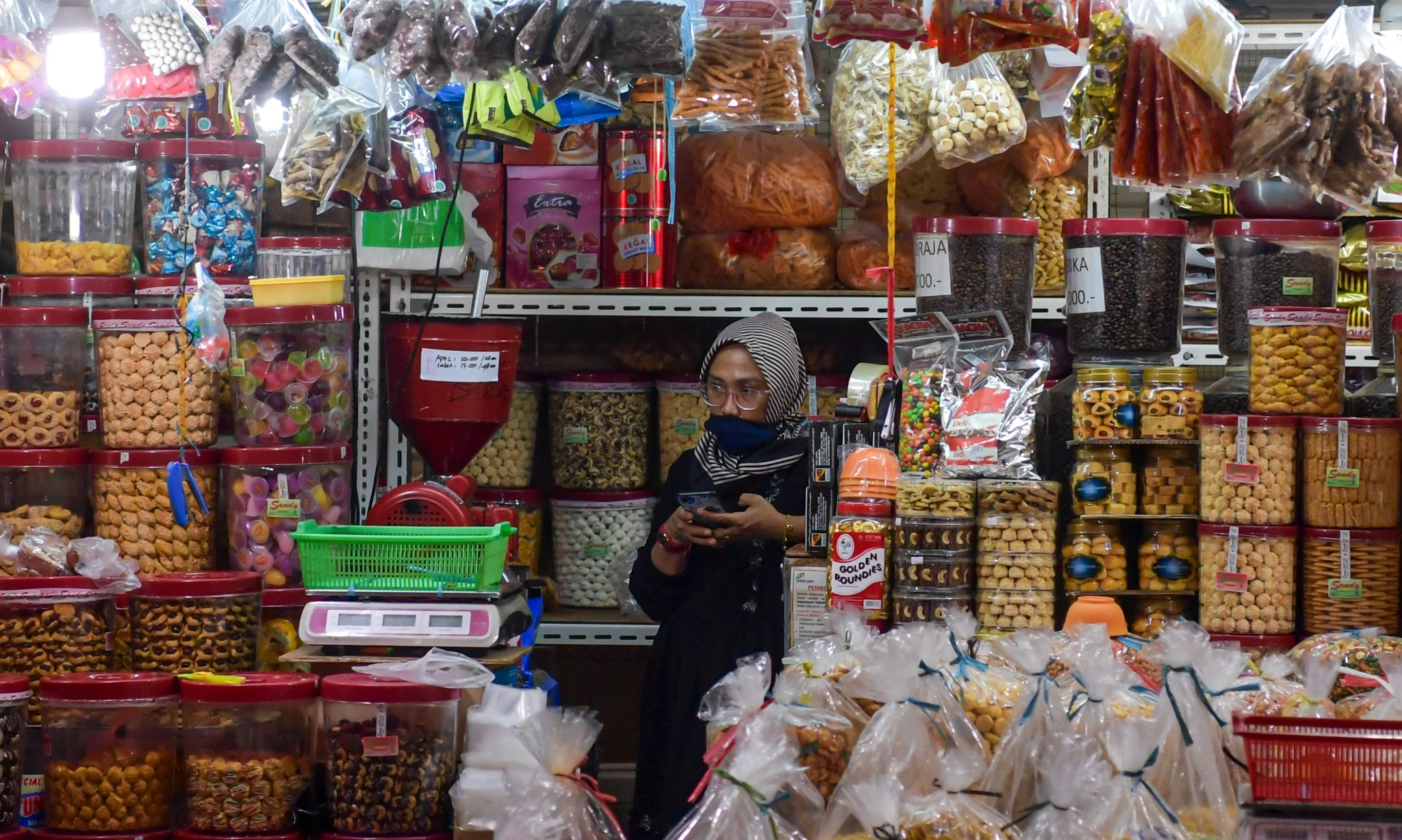 <p>BPOM Awasi Pedagang Makanan Tak Pakai Bahan Berbahaya</p>