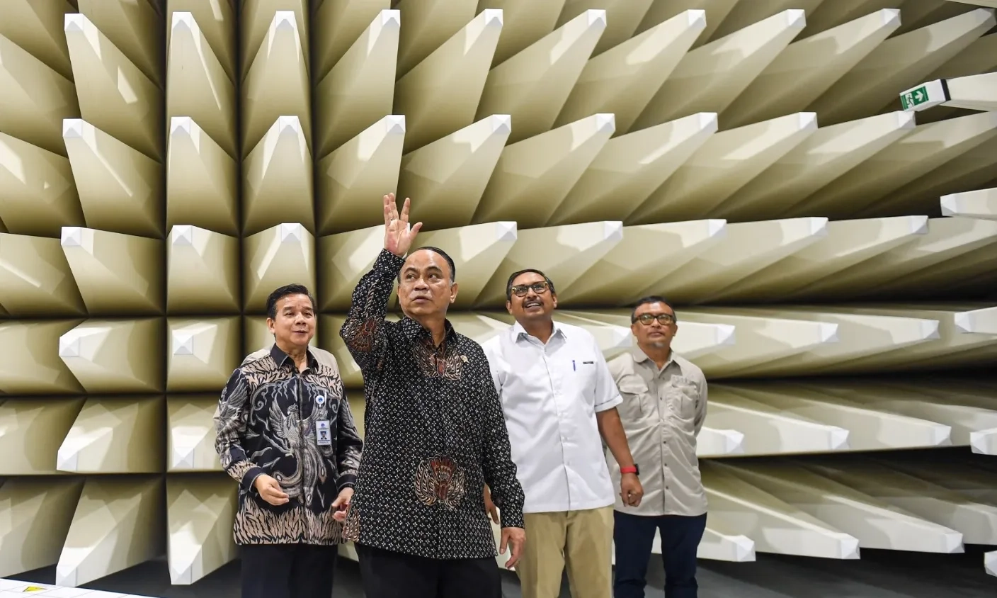 <p>Dirjen Aptika Kemenkominfo Mundur, Anggota DPR: Harusnya Menteri</p>