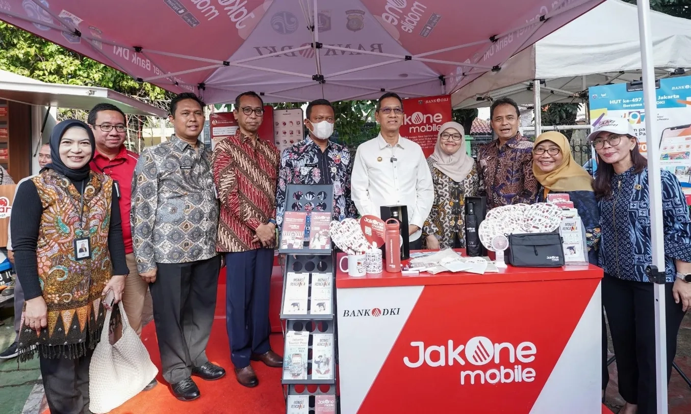 <p>Bank DKI Subsidi 1.000 Paket Bahan Pangan Murah Di Jakarta</p>